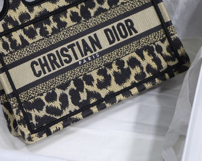 Christian Dior Shopping Bags